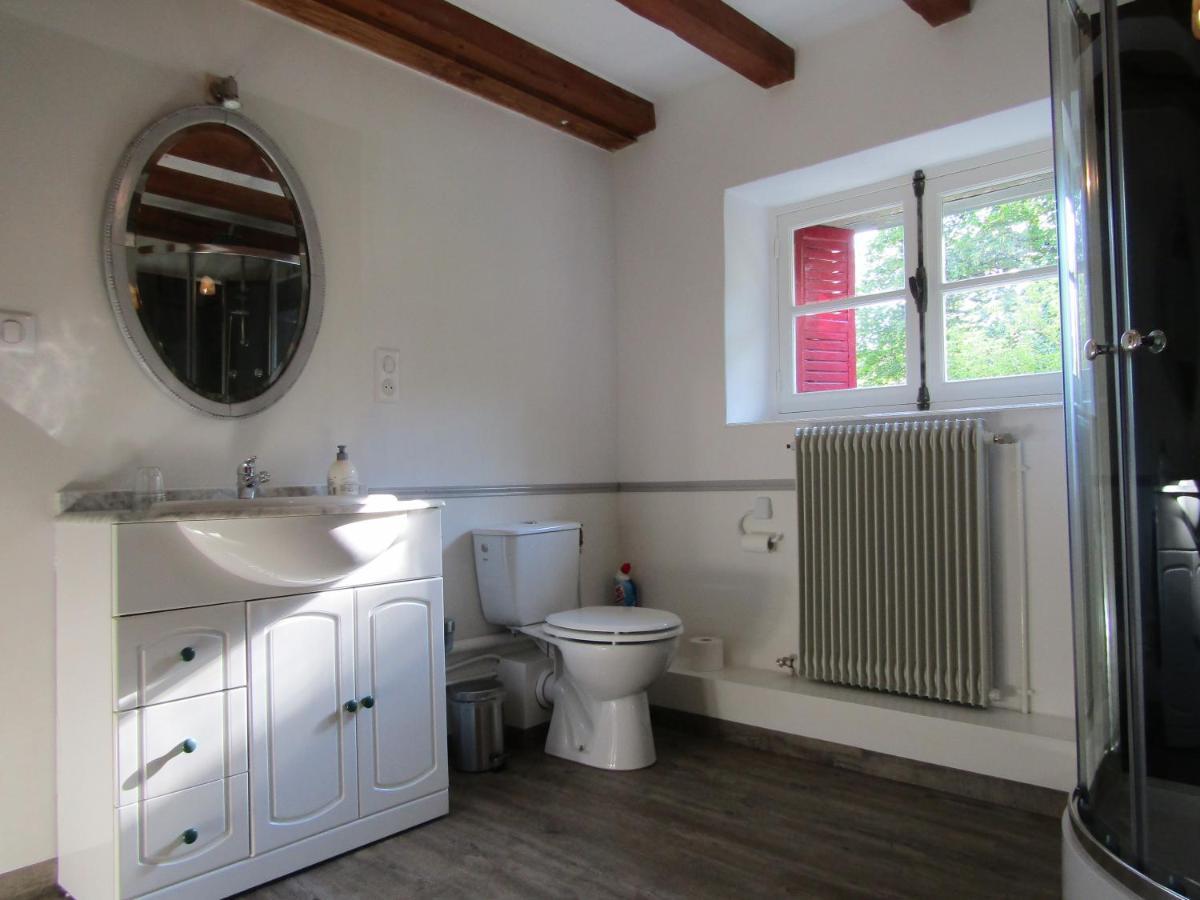 Le Pont Du Roy Bed and Breakfast Besse-et-Saint-Anastaise Buitenkant foto